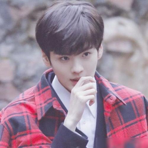 毕雯珺圈内最新爆料视频,幕后故事与精彩瞬间